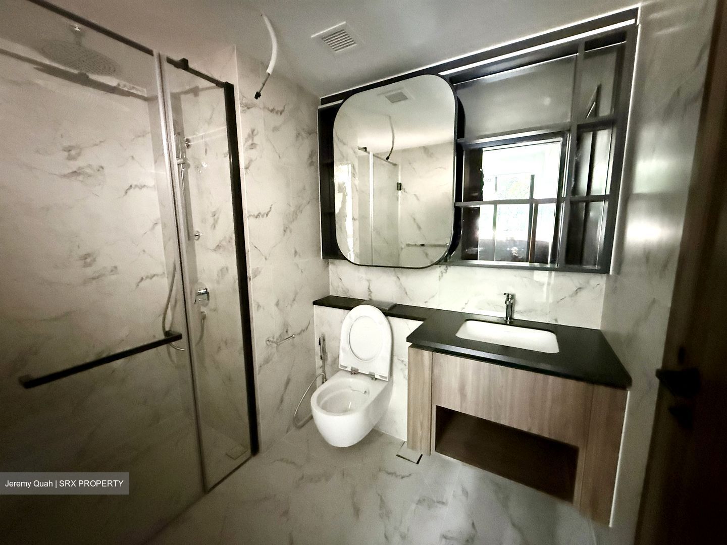 Sceneca Residence (D16), Apartment #581137021